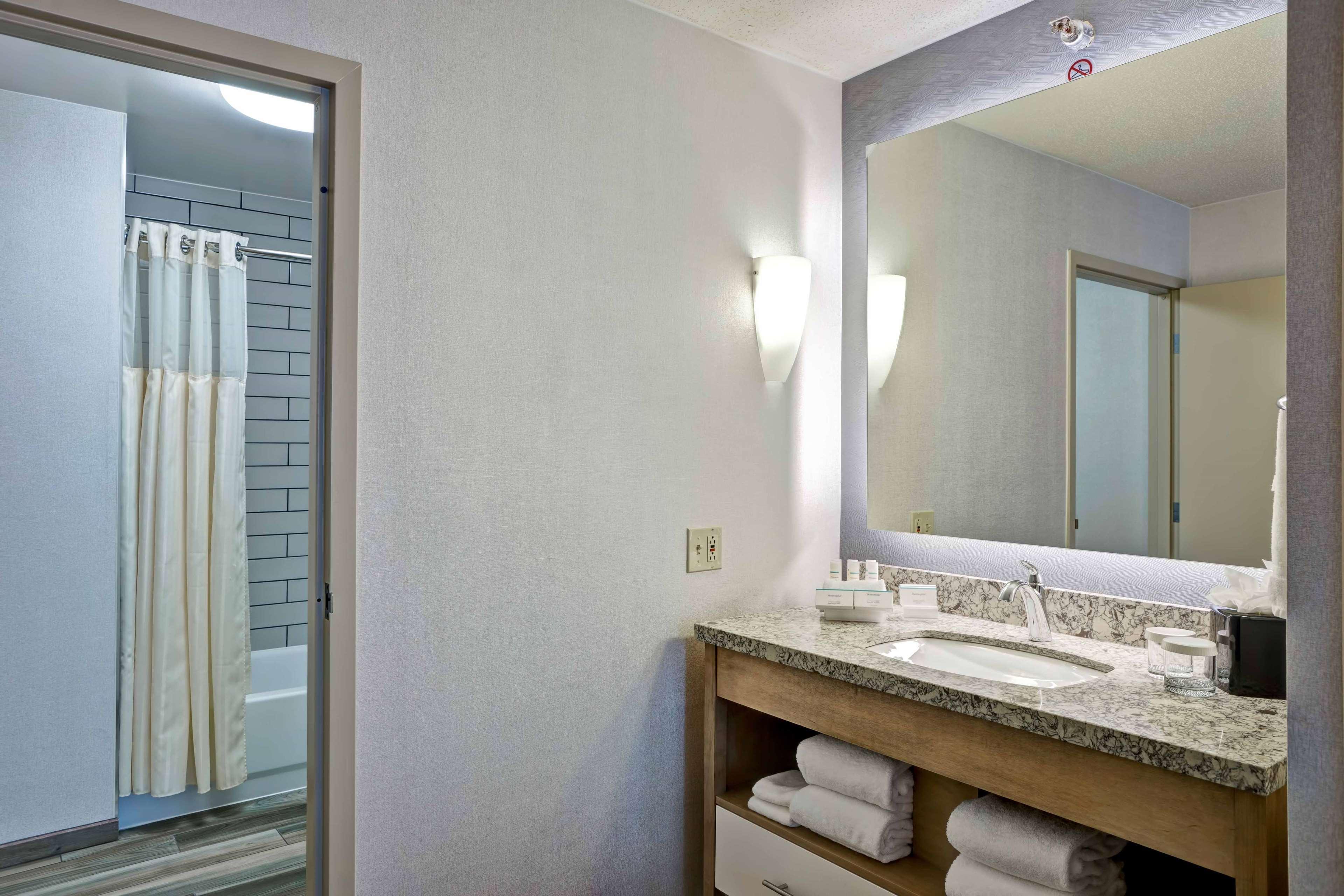 Homewood Suites By Hilton Chicago Downtown Bagian luar foto