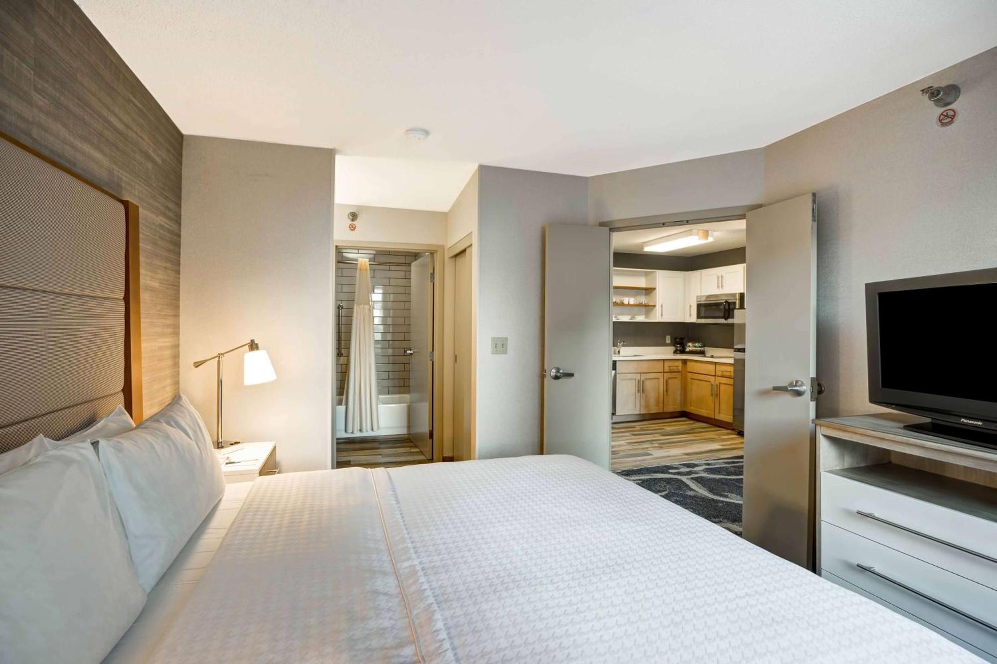 Homewood Suites By Hilton Chicago Downtown Bagian luar foto
