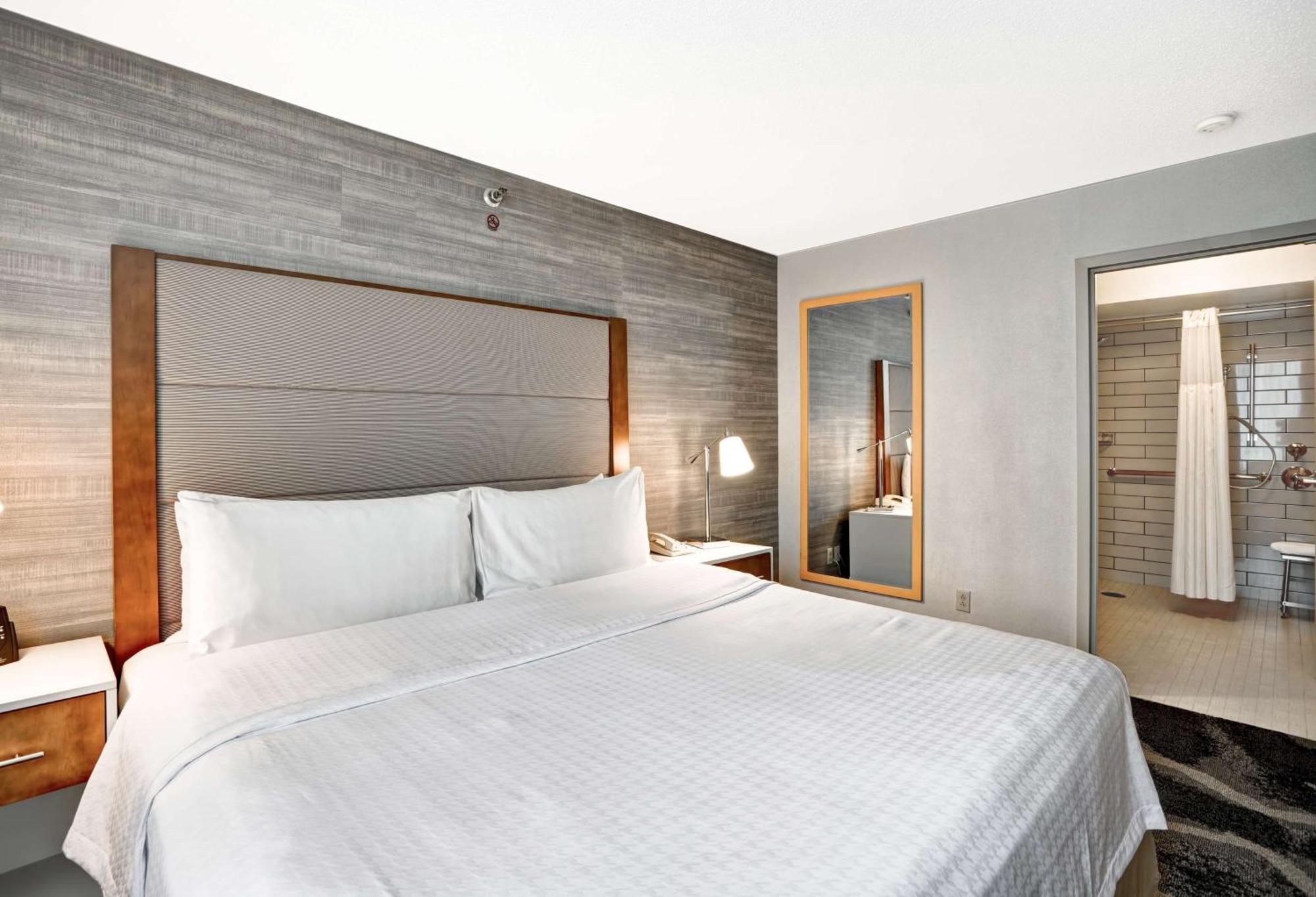 Homewood Suites By Hilton Chicago Downtown Bagian luar foto